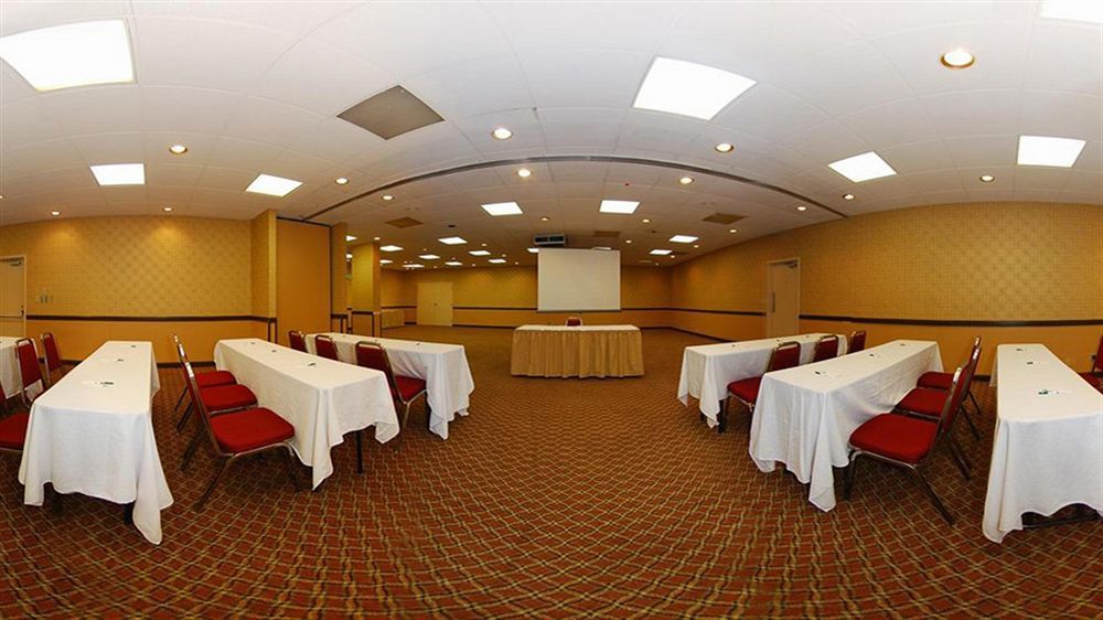 Texas Inn & Suites Denton Buitenkant foto