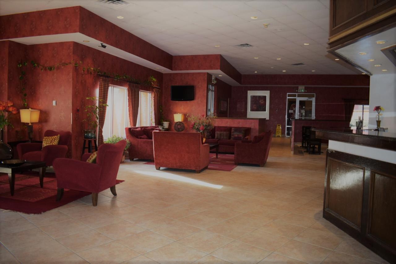 Texas Inn & Suites Denton Buitenkant foto